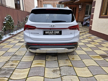 Hyundai Santa Fe, 2022г, полный привод, автомат