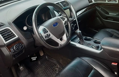 Ford Explorer, 2013г, полный привод, автомат