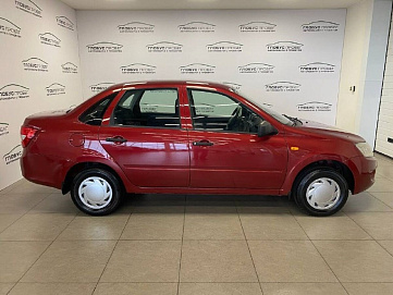 Lada (ВАЗ) Granta, 2017г, передний привод, механика