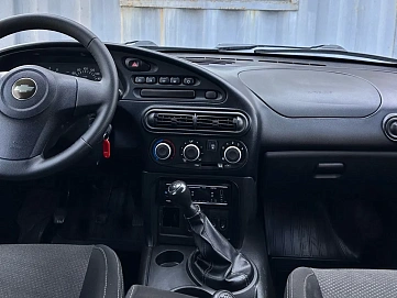 Chevrolet Niva, 2017г, полный привод, механика
