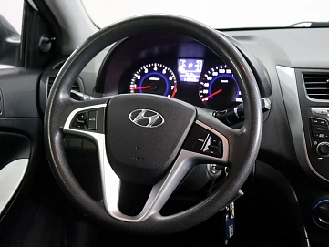 Hyundai Solaris, 2016г, передний привод, автомат