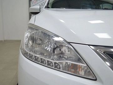 Nissan Sentra, 2015г, передний привод, вариатор