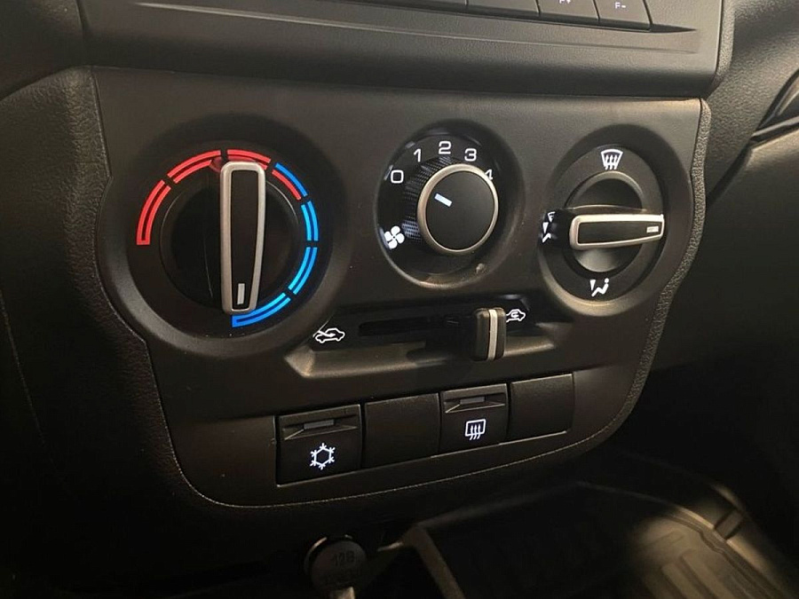 Lada (ВАЗ) , 2023г., передний привод, механика