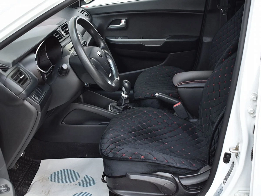 Kia Rio, 2015г., передний привод, механика