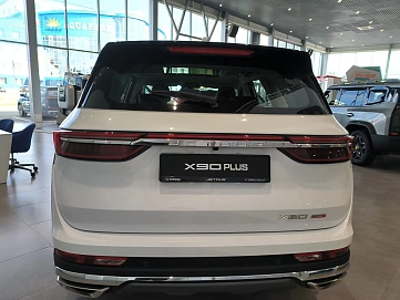 Jetour X90 PLUS, 2023г, передний привод, робот