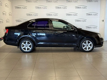 Volkswagen Jetta, 2009г., передний привод, механика
