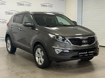 Kia Sportage, 2012г, передний привод, механика