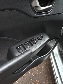 Hyundai Solaris, 2017г, передний привод, автомат