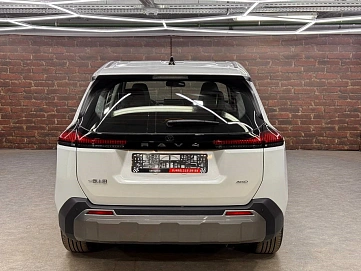 Toyota RAV4, 2025г, полный привод, вариатор