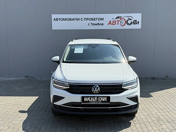 Volkswagen Tiguan, 2021г, передний привод, механика