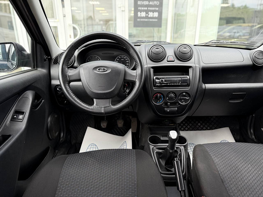 Lada (ВАЗ) Granta, 2012г., передний привод, механика