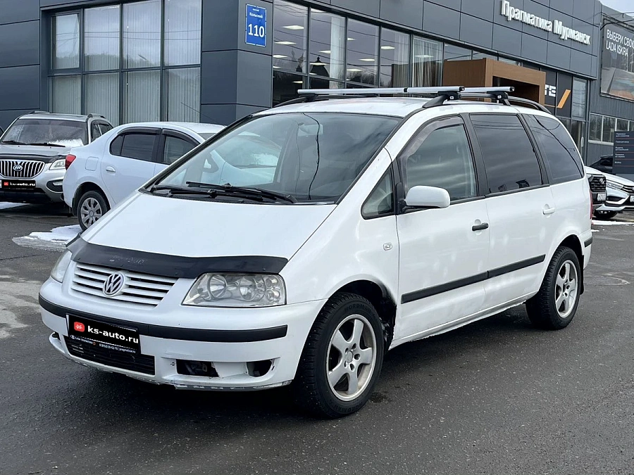 Volkswagen Sharan, 2003г., передний привод, автомат