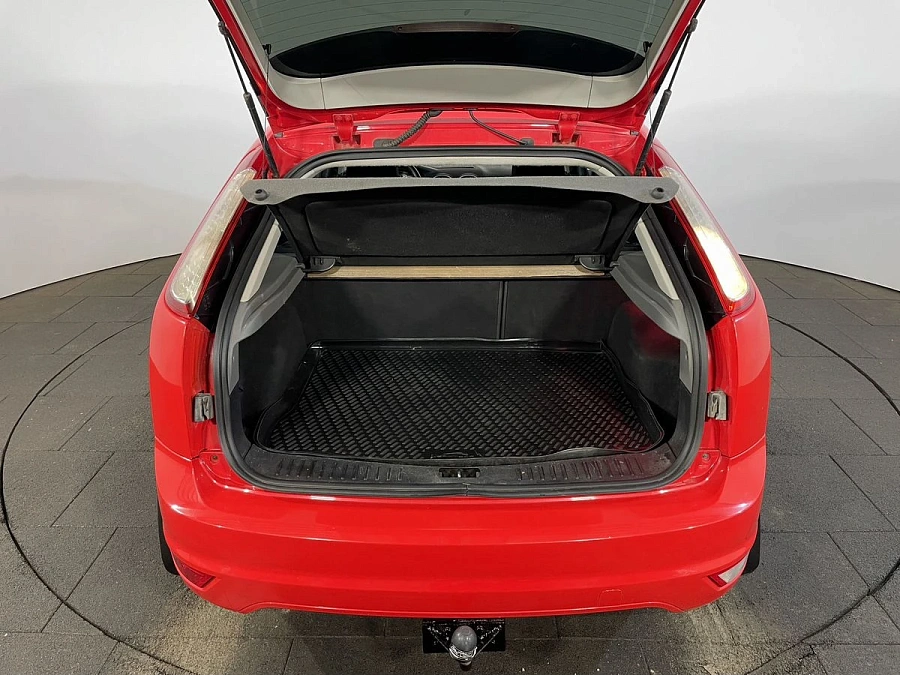 Ford Focus, 2010г., передний привод, автомат