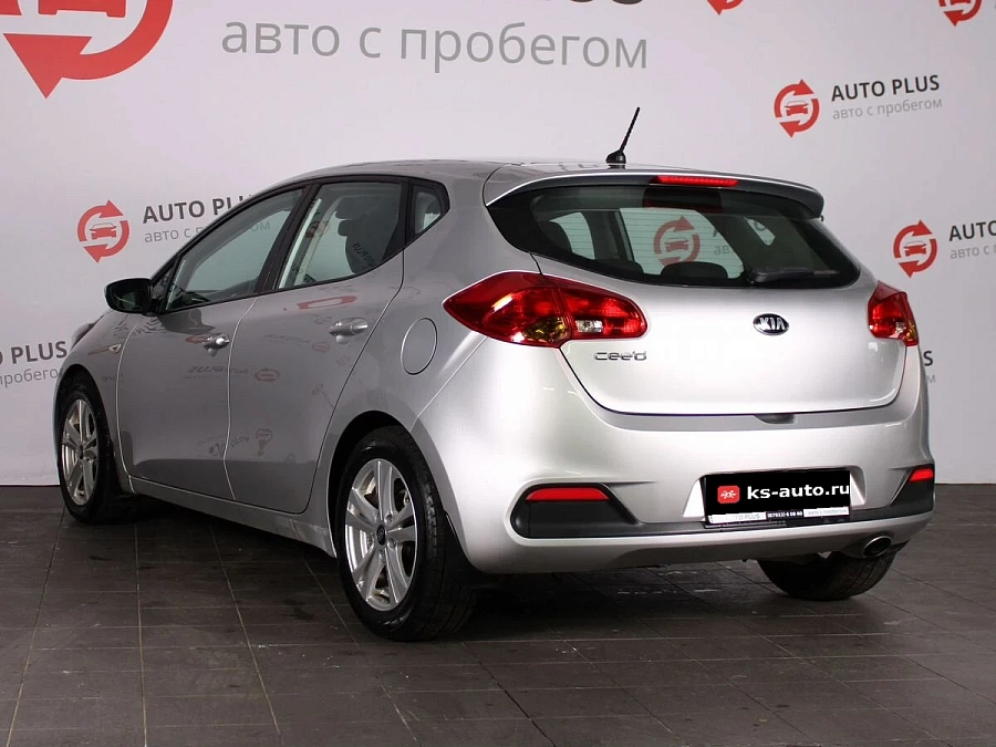 Kia Ceed, 2013г., передний привод, автомат