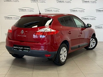 Renault Megane, 2013г, передний привод, механика