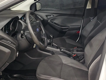 Ford Focus, 2012г, передний привод, механика