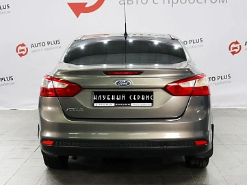 Ford Focus, 2013г, передний привод, механика