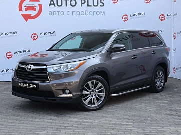 Toyota Highlander, 2015г, полный привод, автомат