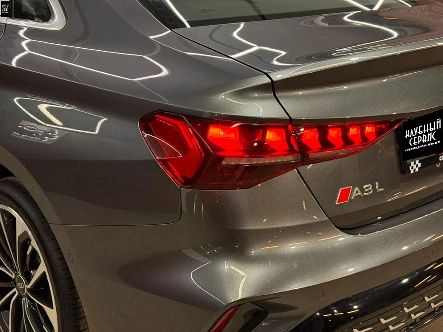 Audi , 2025г., передний привод, робот