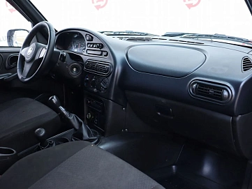 Chevrolet Niva, 2011г, полный привод, механика