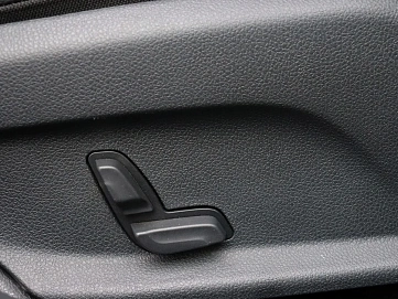 Mercedes-Benz E-Класс, 2020г, задний привод, автомат