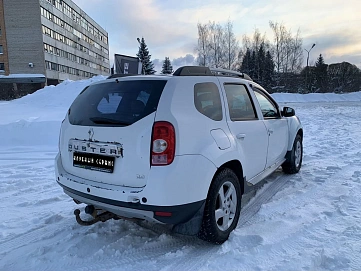 Renault Duster, 2013г, полный привод, механика
