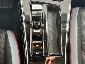 Volkswagen Lamando, 2022г, передний привод, робот