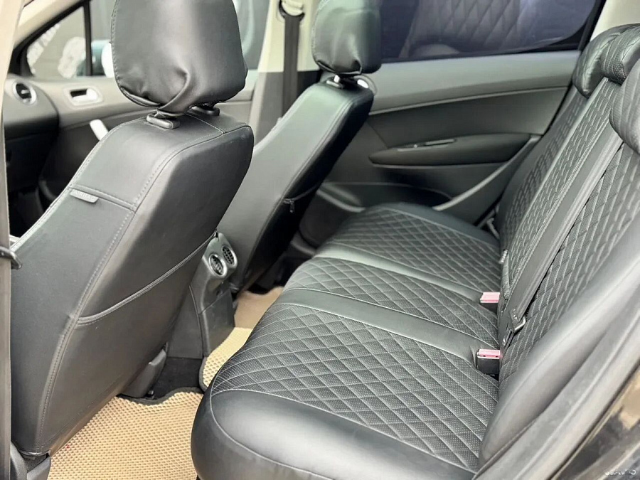 Peugeot 308, 2009г., передний привод, автомат