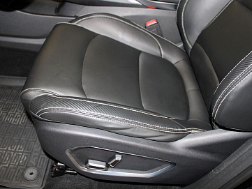 Geely Atlas Pro, 2022г, передний привод, автомат
