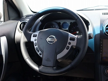 Nissan Qashqai, 2008г, передний привод, механика