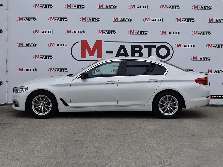 BMW 5 серии, 2018г., задний привод, автомат