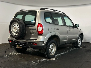 Chevrolet Niva, 2012г, полный привод, механика