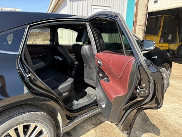 Toyota Harrier, 2019г, полный привод, вариатор