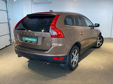 Volvo , 2012г., передний привод, автомат