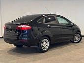 Ford Fiesta, 2015г., передний привод, автомат