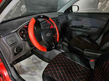 Kia Rio, 2010г., передний привод, автомат