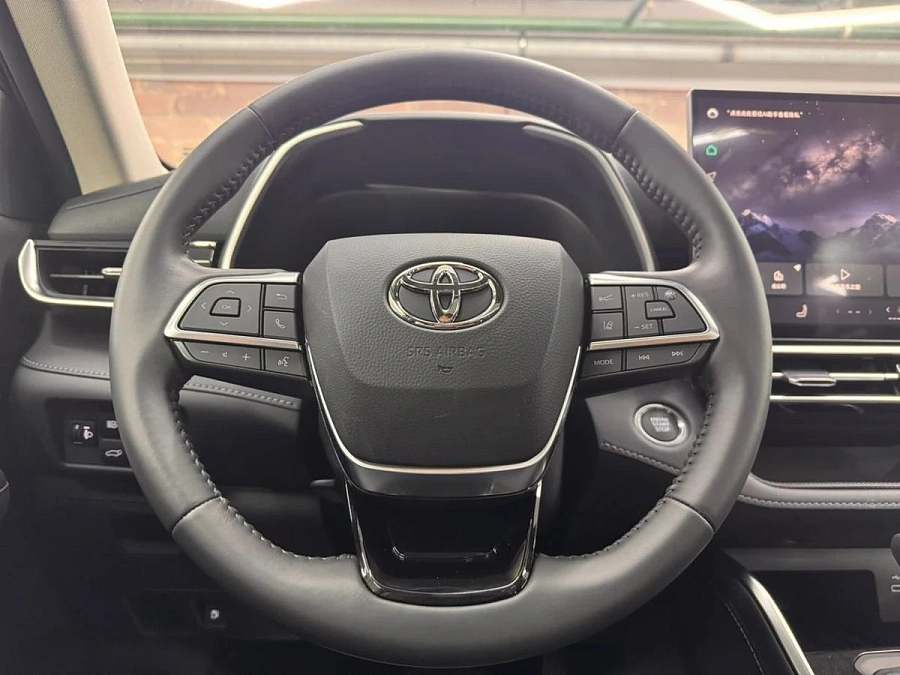 Toyota Highlander, 2025г., полный привод, автомат