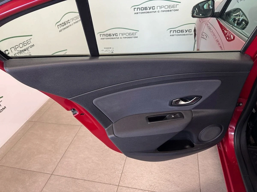 Renault Fluence, 2011г., передний привод, механика