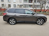 Nissan Pathfinder, 2015г., полный привод, вариатор