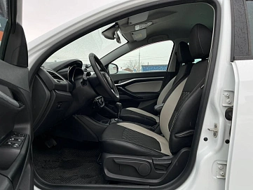 Lada (ВАЗ) Vesta, 2017г, передний привод, автомат