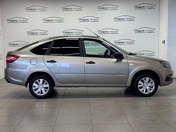 Lada (ВАЗ) Granta, 2019г, передний привод, механика