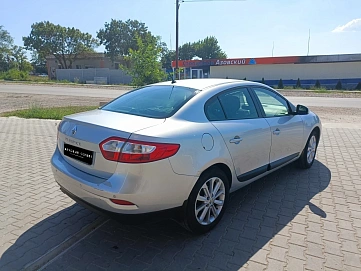 Renault Fluence, 2010г, передний привод, вариатор