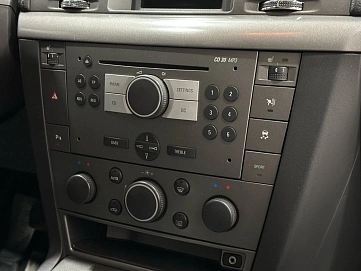 Opel Vectra, 2008г, передний привод, механика