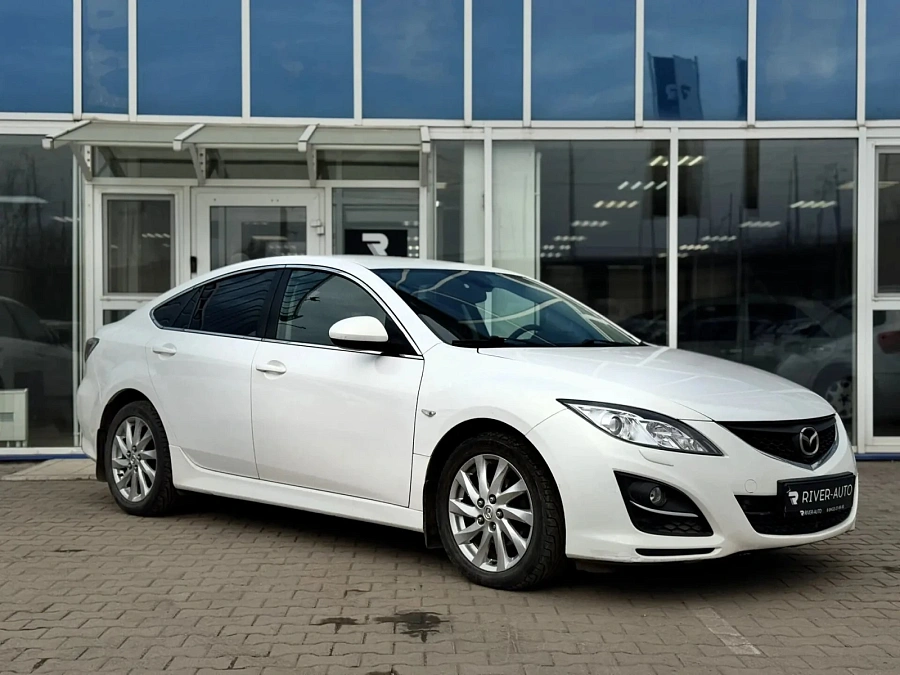Mazda 6, 2011г., передний привод, автомат