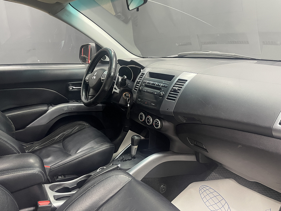 Mitsubishi Outlander, 2007г., полный привод, вариатор