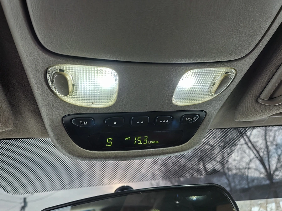 Toyota Sequoia, 2000г., полный привод, автомат