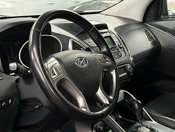 Hyundai ix35, 2010г, передний привод, автомат