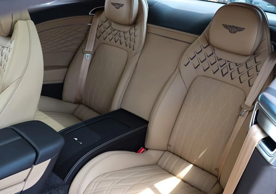 Bentley Continental GT, 2026г., полный привод, робот