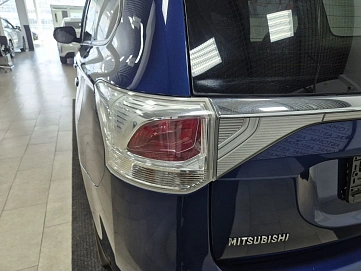 Mitsubishi Outlander, 2013г., полный привод, вариатор