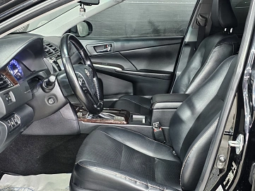 Toyota Camry, 2017г, передний привод, автомат